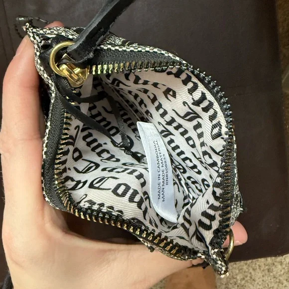 Juicy Couture Black and White Wallet - Picture 3 of 3